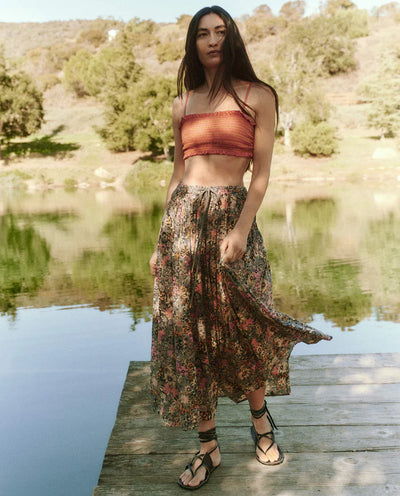 Shake up your wardrobe with our maxi, mini and midi skirts!