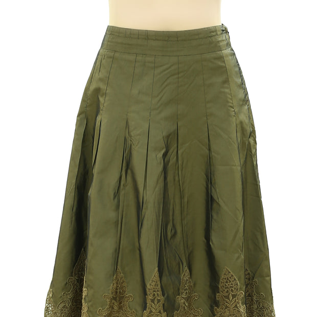 Malvin Lace Floral Embroidered Pleated Midi Skirt M