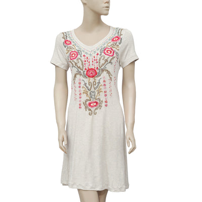 Caite Floral Embroidered V Neck Short Sleeve Boho Gray Dress S