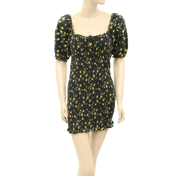 Urban Outfitters UO Ditsy Floral Smocked Mini Dress S