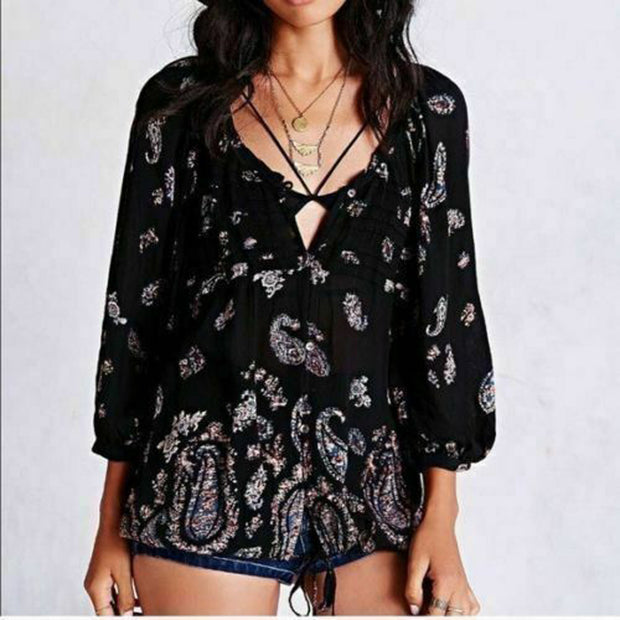 Ecote Urban Outfitters 佩斯利印花衬衫上衣