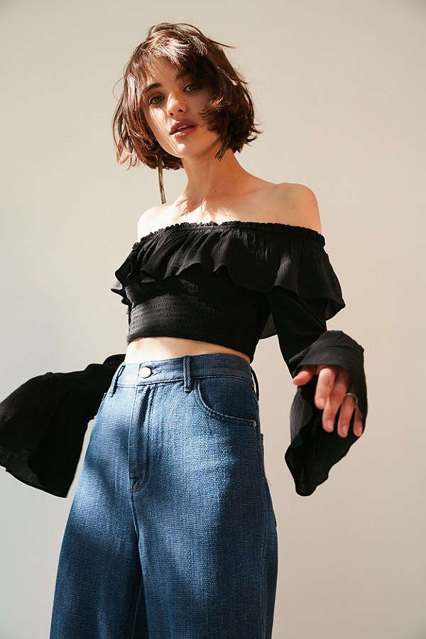 Kimchi Blue Urban Outfitters Kimora Smocked Top