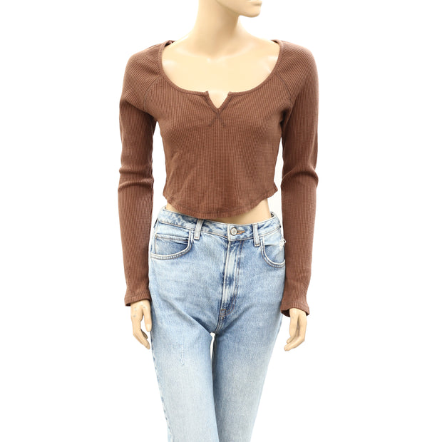 BDG Urban Outfitters Theo Notch Neck Long Sleeve Tee Cropped Top