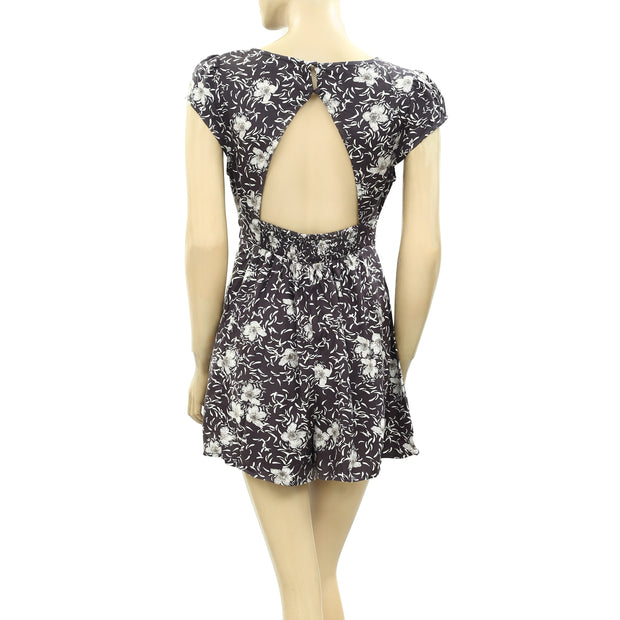 Kimchi Blue  Women's Rickie Floral Printed Romper M