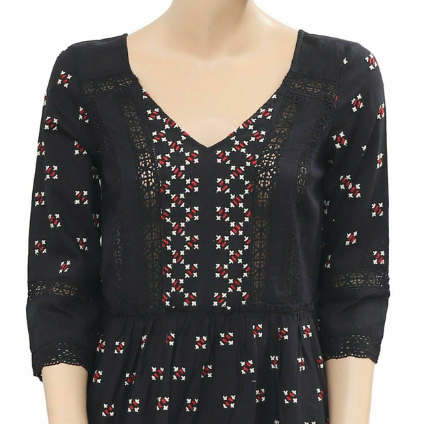 Staring at Stars Embroidered Black Babydoll Mini Dress S