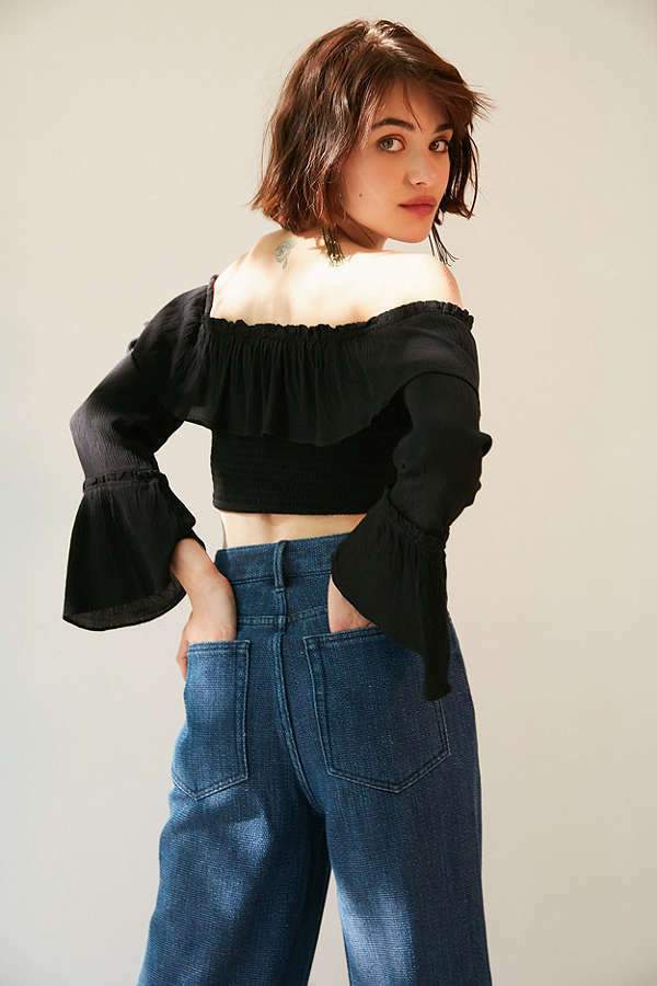Kimchi Blue Urban Outfitters Kimora Smocked Top