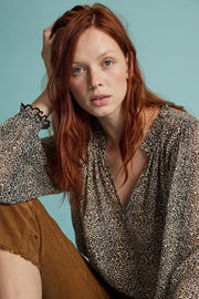 Velvet by Graham & Spencer Anthropologie Mel Leopard Printed Top S