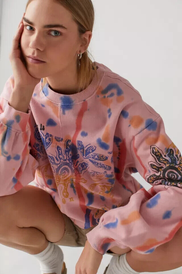 Urban outfitters hotsell white sweatshirt