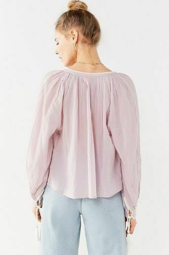Urban Outfitters UO Wild Horses 蕾丝领结紫色衬衫上衣